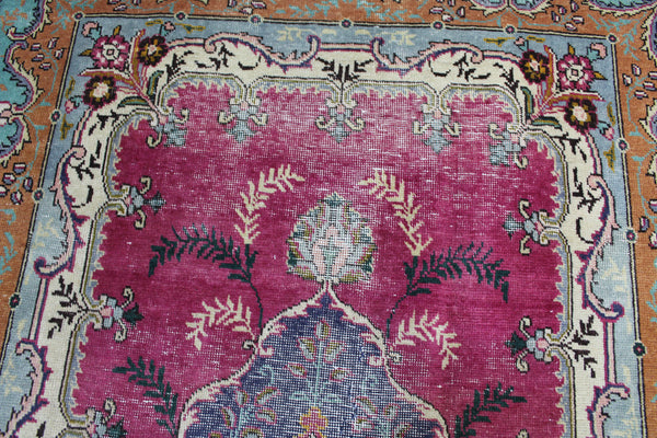 Antique Persian Tabriz Rug 210 x 135 cm