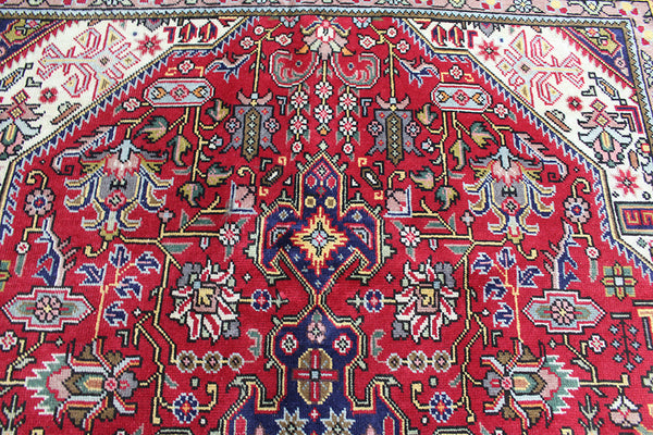 Handmade Persian Tabriz Carpet 300 x 200 cm