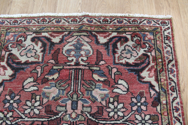 Antique Persian Hamedan Rug Floral Design 115 x 70 cm