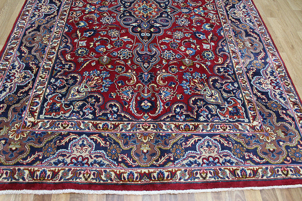 Old Handmade Persian Mashad carpet in great condition 300 x 200 cm