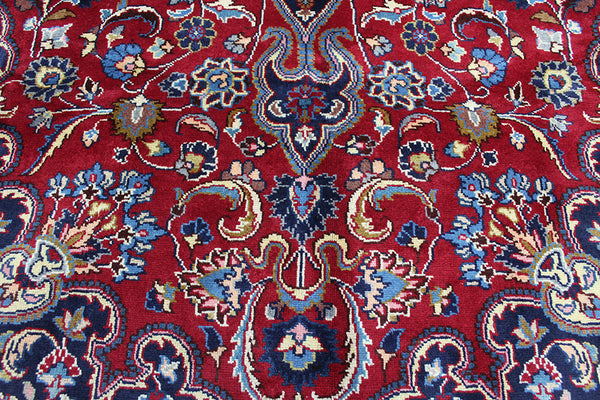 Old Handmade Persian Mashad carpet in great condition 300 x 200 cm