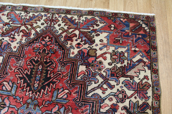 ANTIQUE HERIZ RUG, COUNTRY HOUSE STYLE, SUPERB COLOURS 240 x 145 cm