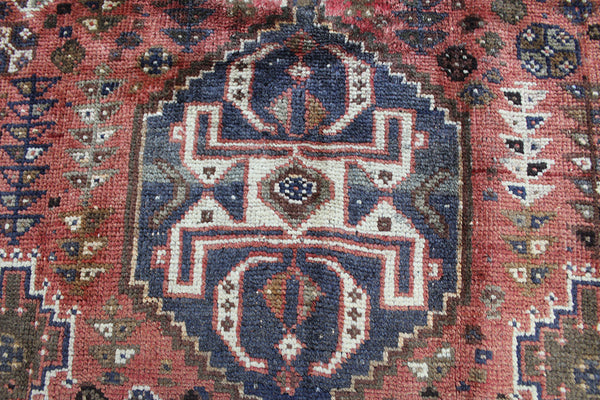 Old Handmade Persian Shiraz Rug 160 x 120 cm