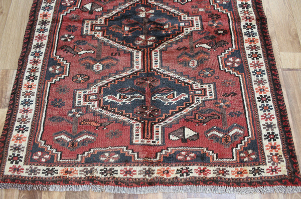 Old Handmade Persian Shiraz Rug 160 x 118 cm