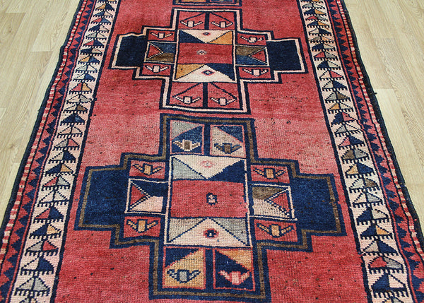 Old Handmade Persian Shiraz Runner 370 x 130 cm