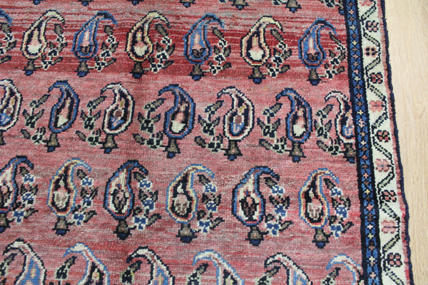 Antique Persian Hamedan Rug with Paisley design 170 x 95 cm
