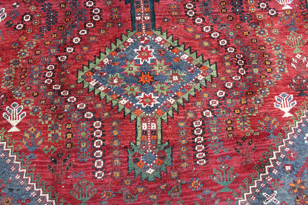 Old Handmade Persian Shiraz Qashqai Rug 190 x 155 cm