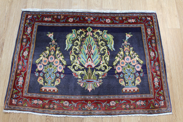 Fine Persian Kashan Rug, Vase & Birds design 92 x 65 cm