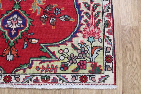 Vintage Persian Tabriz Rug 147 x 105 cm