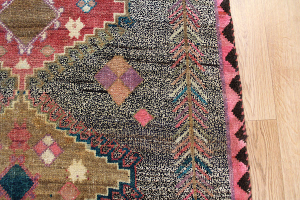 Old Handmade Persian Shiraz Rug 160 x 100 cm