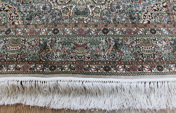 Fine Handmade Chinese Silk Rug 154 x 93 cm