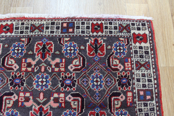 Old Handmade Persian Hamedan Rug, Herati Design 100 x 60 cm