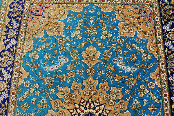 PERSIAN QUM SILK RUG, SINEGED BY THE MAKER 120 x 82 cm
