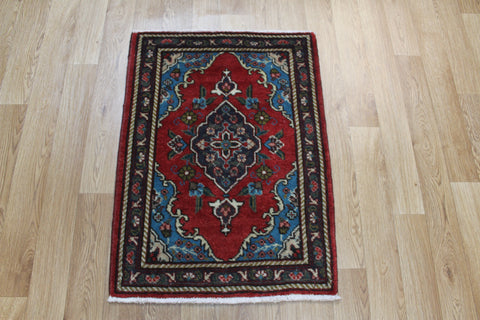 An Outstanding Persian Tabriz Rug 85 x 62 cm