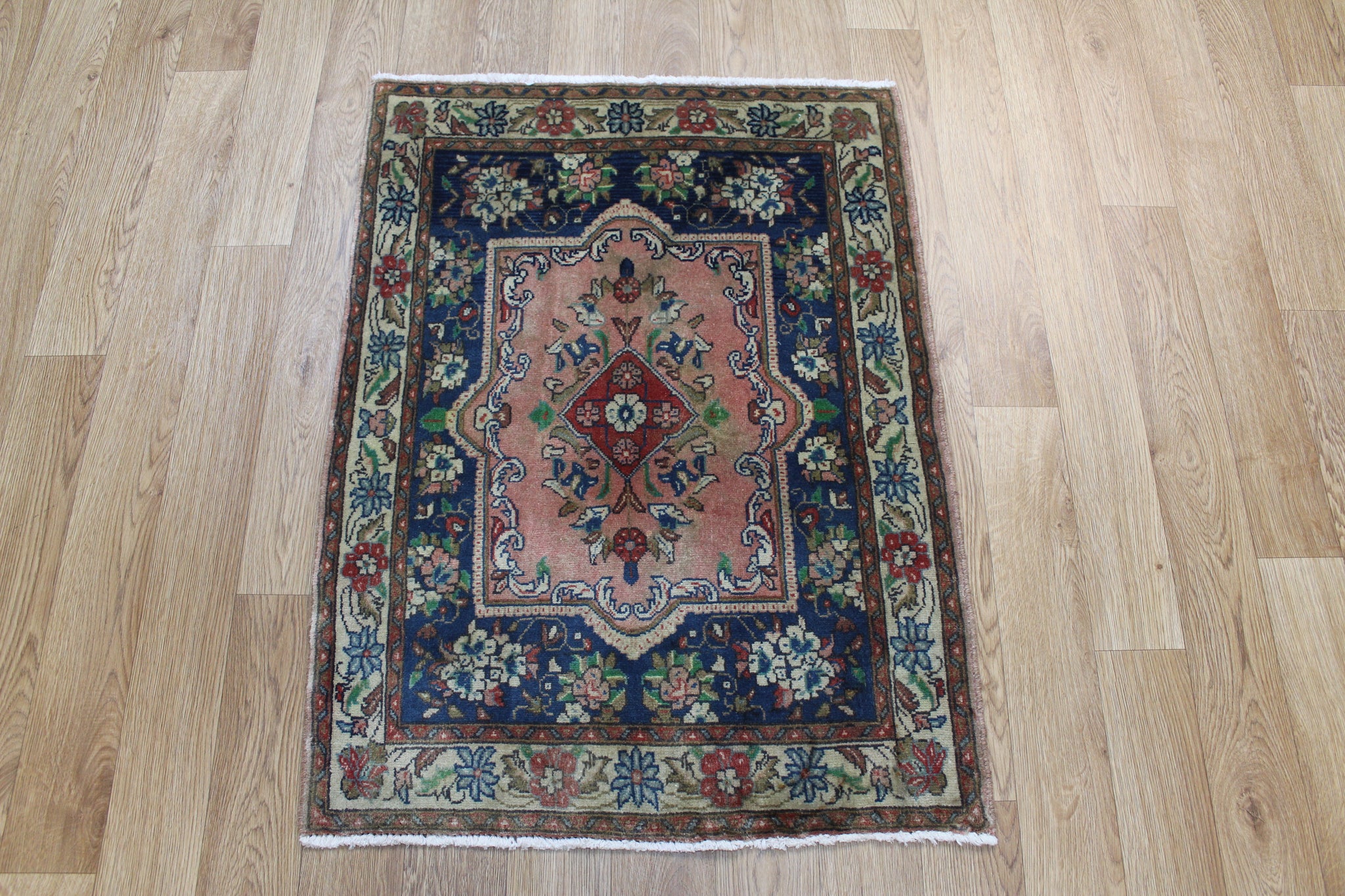 Fine Persian Sarouk Rug 95 x 70 cm