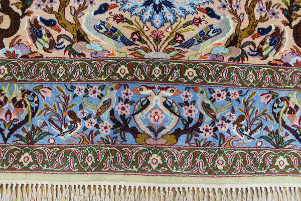 Persian Isfahan Rug Silk & Kork Wool, Tree of Life design 155 x 100 cm