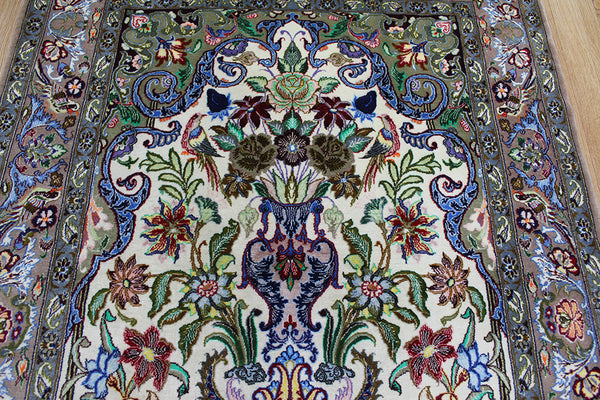 Fine Persian Isfahan Silk & Wool Rug 180 x 110 cm