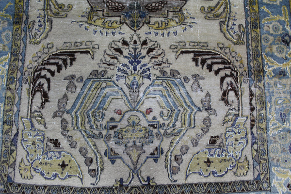 ANTIQUE PERSIAN QUM RUG WITH PLEASING FLORAL DESIGN 130 X 92 XM
