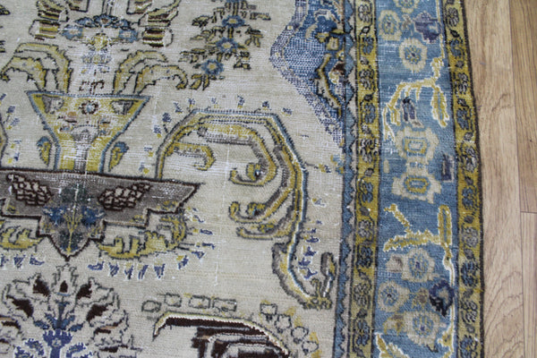 ANTIQUE PERSIAN QUM RUG WITH PLEASING FLORAL DESIGN 130 X 92 XM