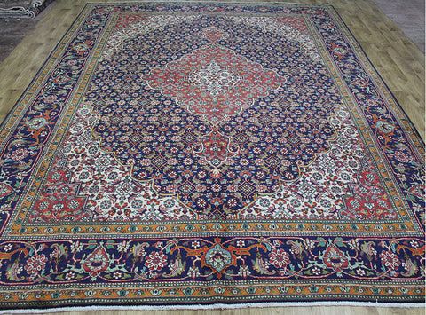 Fine handmade Persian Tabriz Carpet 400 x 300 cm