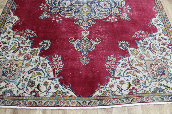 SIGNED HANDMADE PERSIAN TABRIZ CARPET 313 X 209 CM