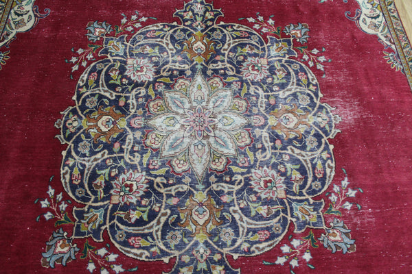 SIGNED HANDMADE PERSIAN TABRIZ CARPET 313 X 209 CM