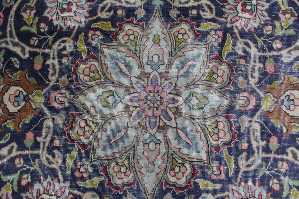 SIGNED HANDMADE PERSIAN TABRIZ CARPET 313 X 209 CM