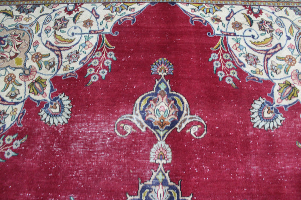 SIGNED HANDMADE PERSIAN TABRIZ CARPET 313 X 209 CM