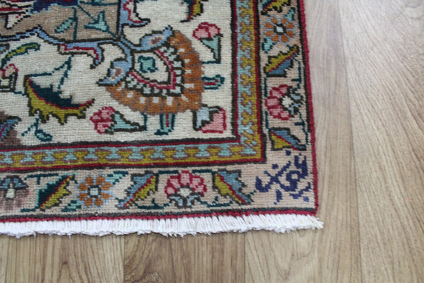 SIGNED HANDMADE PERSIAN TABRIZ CARPET 313 X 209 CM