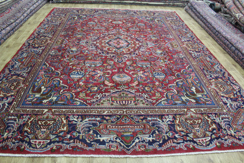 A BEAUTIFUL PERSIAN KASHMAR CARPET 390 X 295 CM