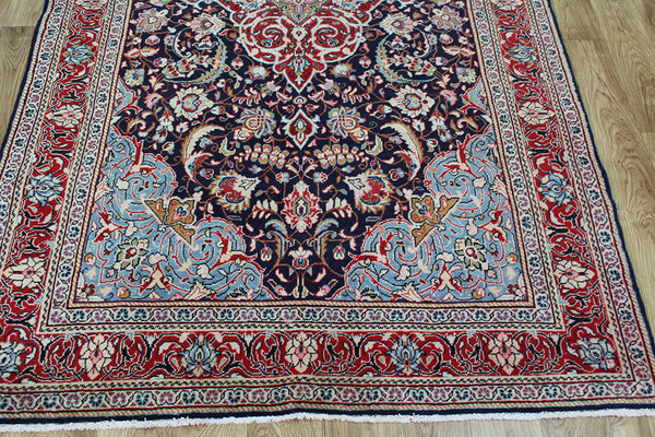 Hand Knotted Persian Sarouk rug 215 x 130 cm