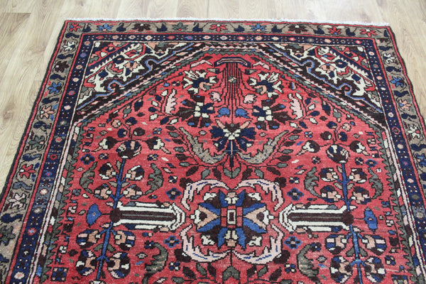 AN OUTSTANDING PERSIA HAMEDAN LONG RUG, SUPERB CONDITION 330 X 140 CM