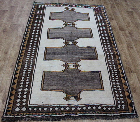 Persian Shiraz Gabbeh rug 190 x 120 cm
