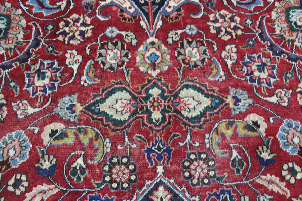 ANTIQUE PERSIAN MASHAD CARPET, ELEGANT TRADITIONAL DESIGN, SIGNED BY THE MAKER CIRCA 1920