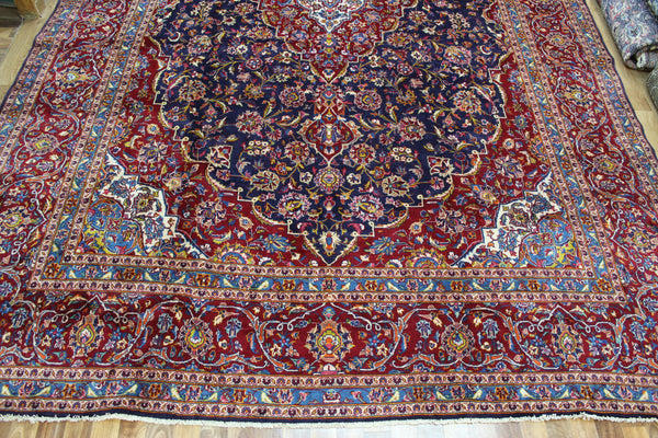 Fine Persian Kashan Carpet Excellent Drawing and Superb Colours 505 x 300 cm