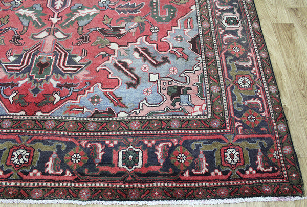 Antique Persian Heriz carpet 325 x 220 cm