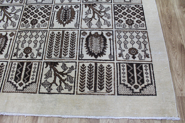 Antique Persian Tabriz carpet 320 x 235 cm