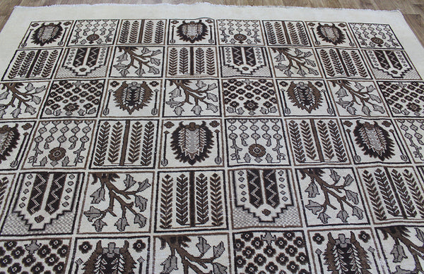Antique Persian Tabriz carpet 320 x 235 cm